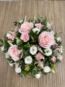 Gift posy arrangement